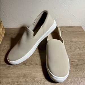 Old Navy Knit Slip-On Sneakers • Women’s 9 • NWOT